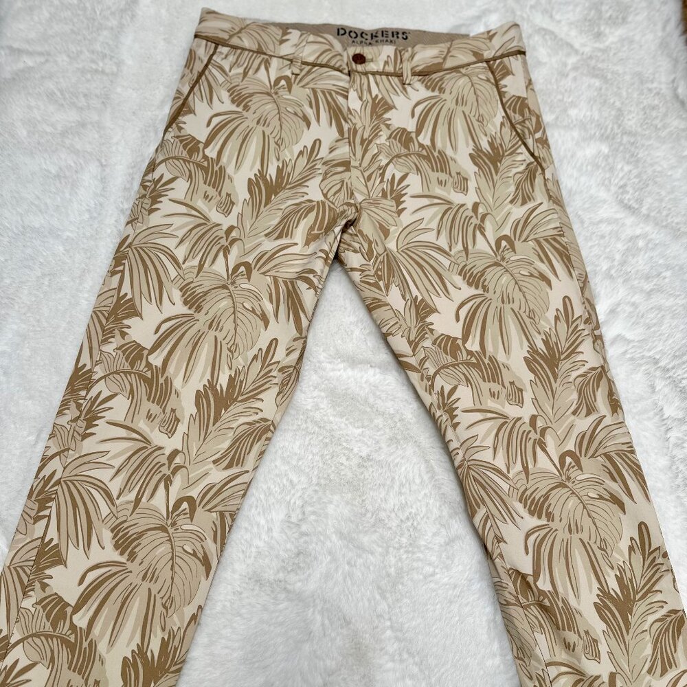 Dockers Alpha Khaki Men’s Pants